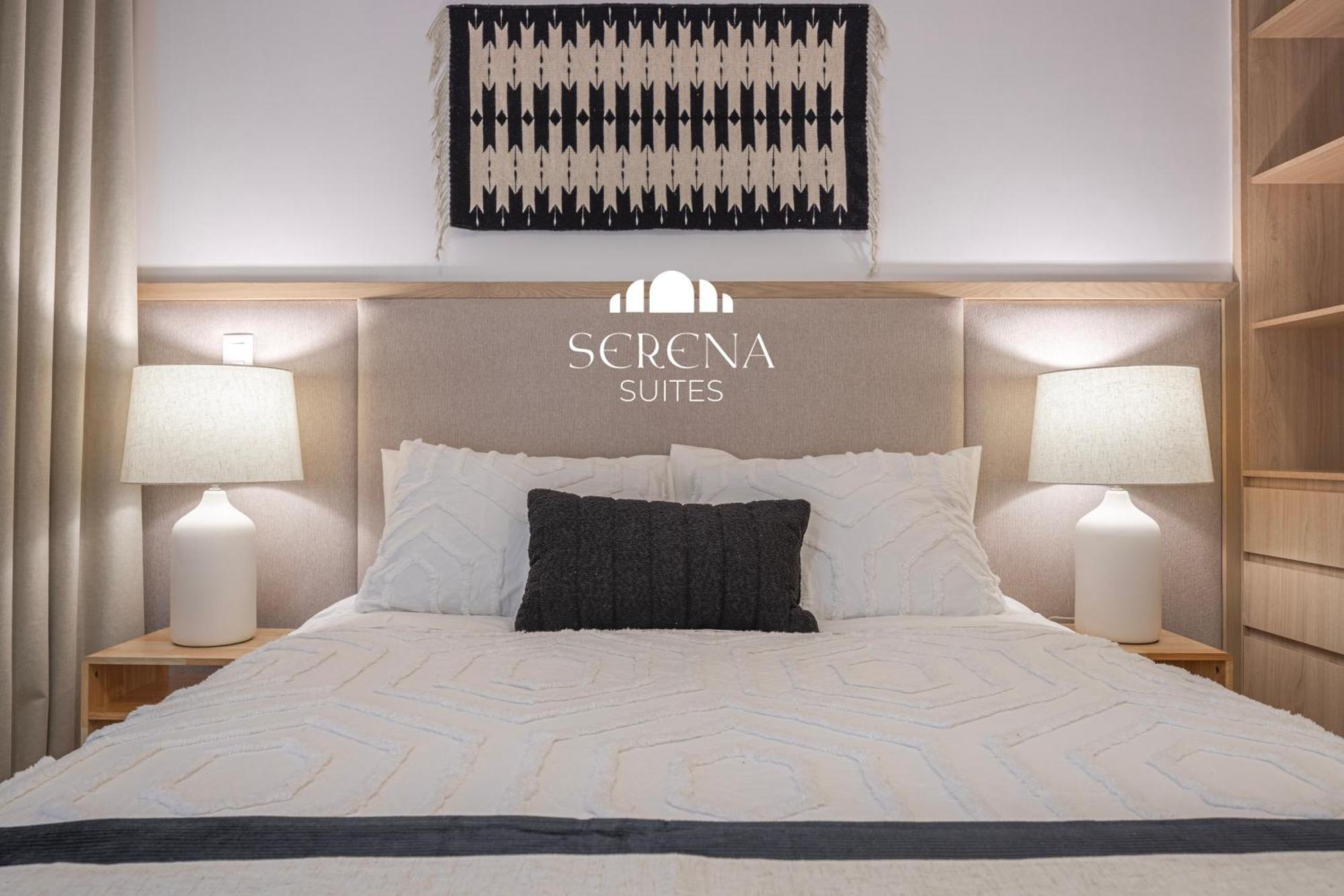 Elegant With Skydeck Pool In Condesa