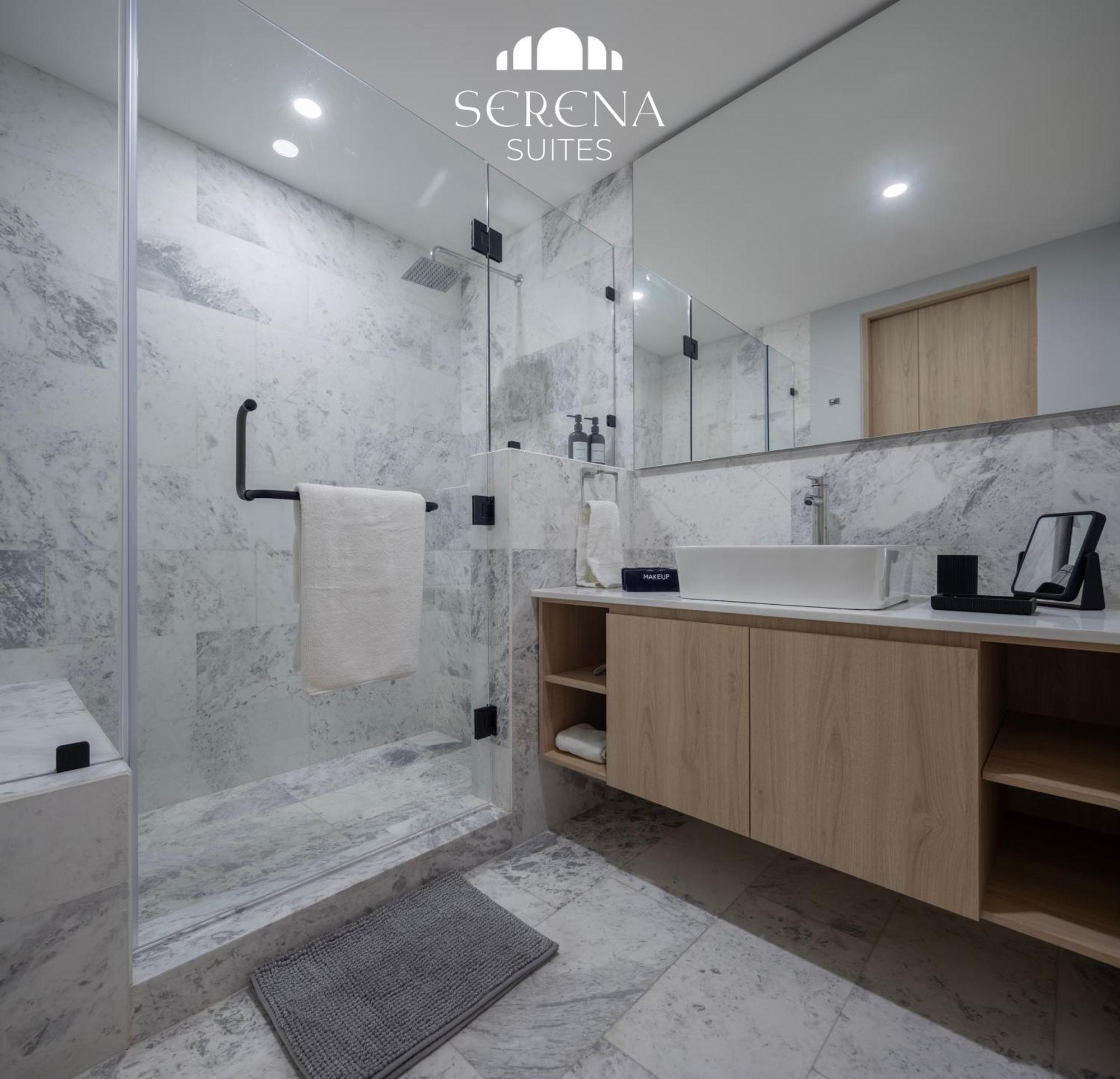 Elegant With Skydeck Pool In Condesa * Mexico City